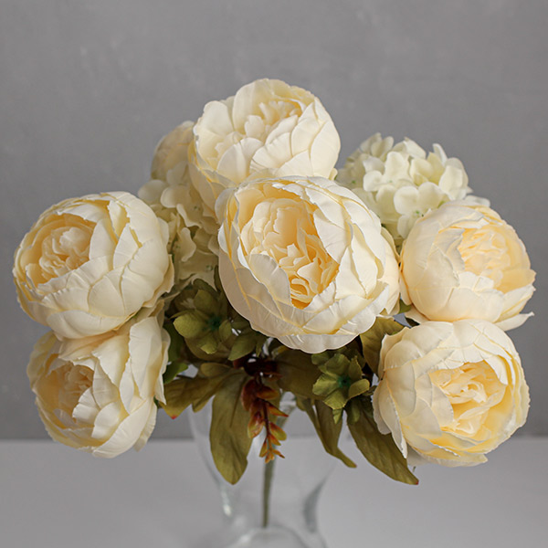Интерьерный букет цветов "Прекрасные пионы" (шампань)