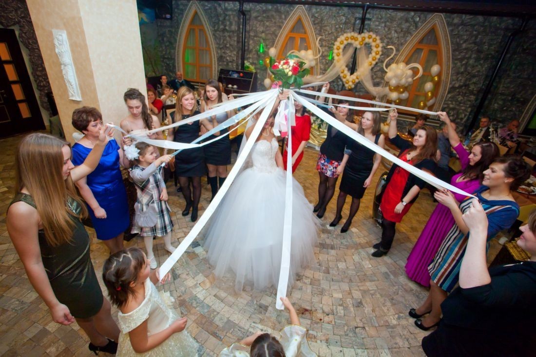 Букет невесты из атласных лент своими руками: пошаговое фото